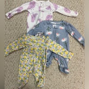 Carter’s Onesie Set